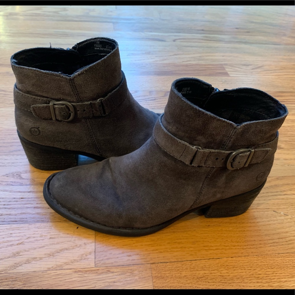 Leather Ankle Boots - Women’s Size 7.5 - Runs Big - Taupe/Grey